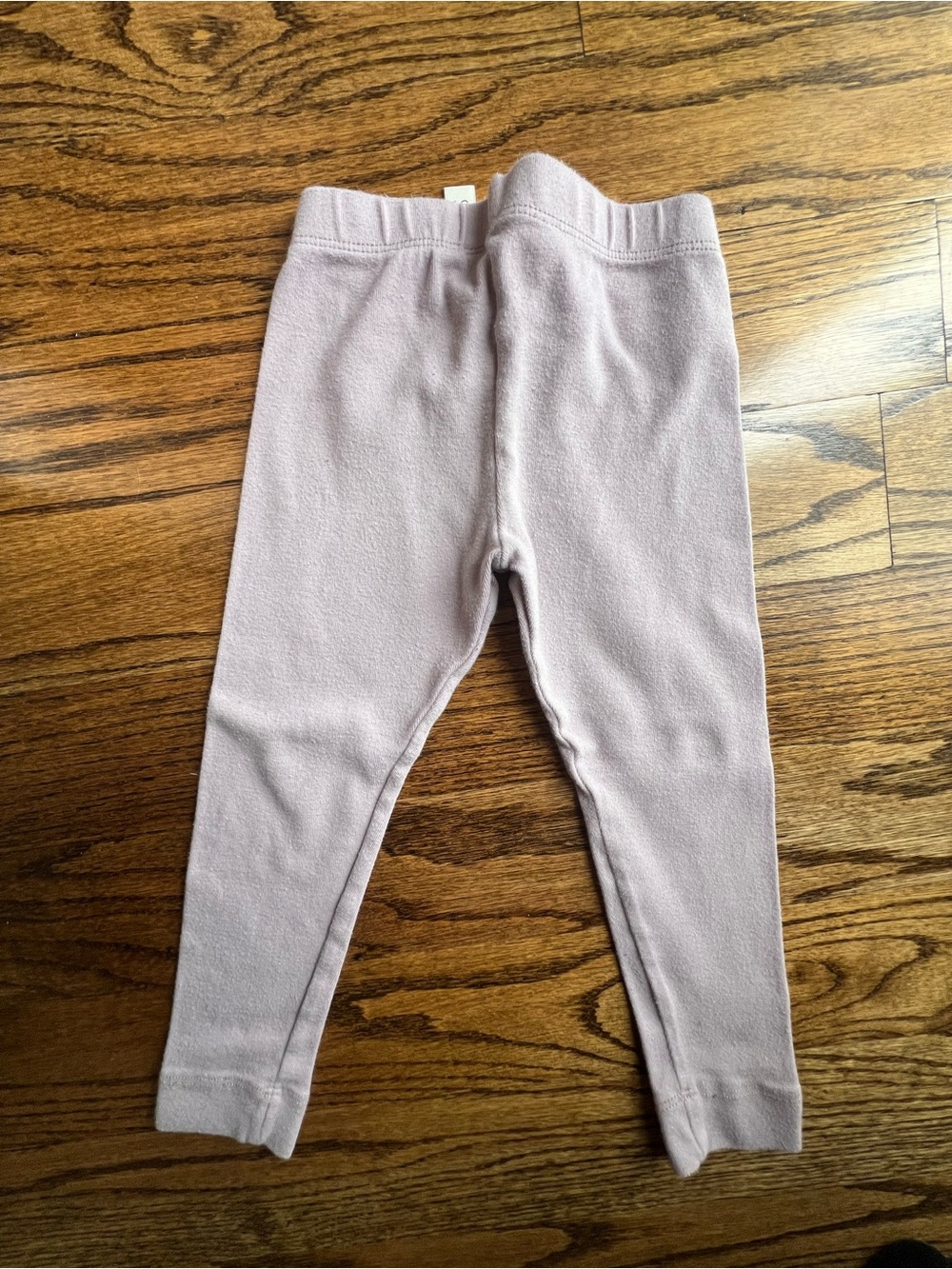 Childhoods Clothing Kids Lilac Stretch Leggings 4T, Used great condition